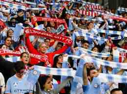 ảnh chụp màn hình câu lạc bộ bóng đá nữ melbourne victory