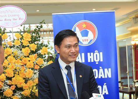 ảnh chụp màn hình phó chủ tịch liên đoàn bóng đá hàn quốc