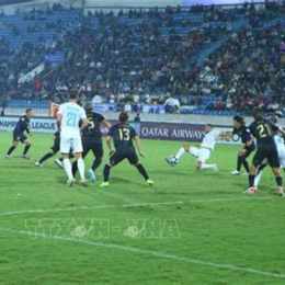 gamba osaka gặp câu lạc bộ bóng đá nam định