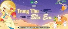 giao diện app bóng trăng trắng ngà có cây đa to