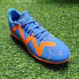 giao diện app giày đá bóng puma