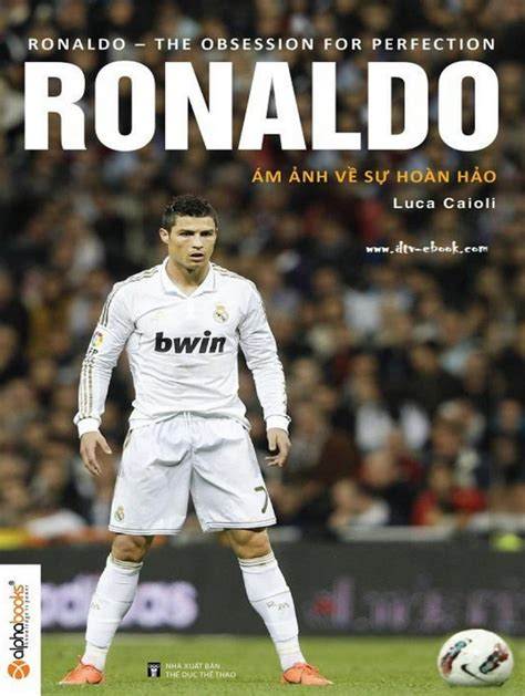 hướng dẫn sử dụng ronaldo còn đá bóng không