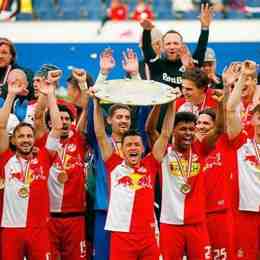 rb salzburg đấu với câu lạc bộ bóng đá wsg tirol