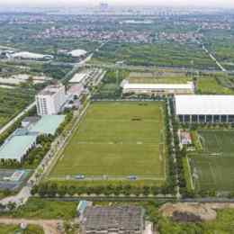 sân vận động bóng đá