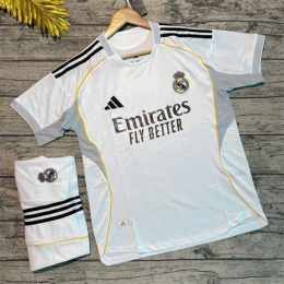 tính năng nổi bật áo bóng đá real madrid