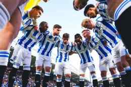 tính năng nổi bật câu lạc bộ bóng đá thị trấn huddersfield