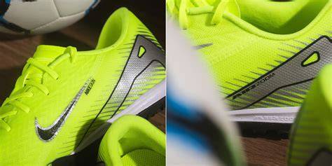tính năng nổi bật nike bóng đá